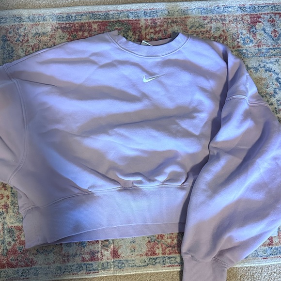 Nike Cropped Sweatshirt - Picture 3 of 3